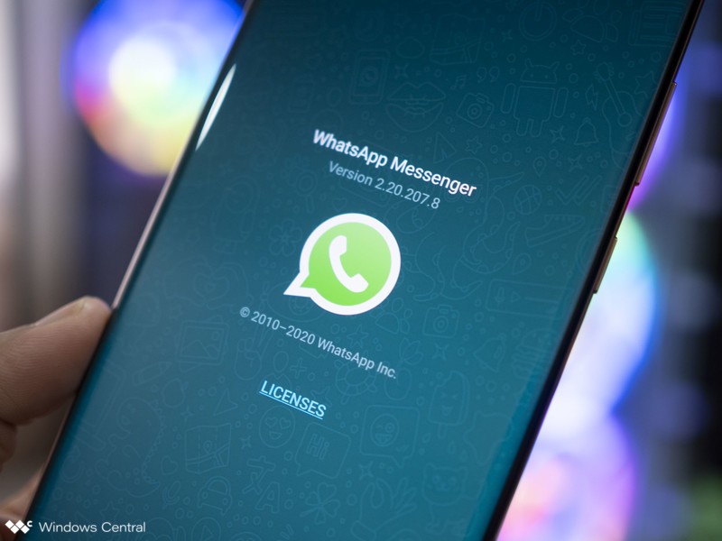 　　Face and fingerprint unlock are on the way for WhatsApp web and desktop
